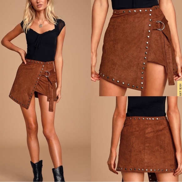 Lulu’s brown suede skirt - Picture 2 of 3